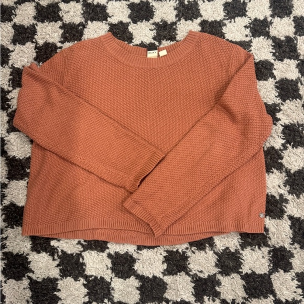 ROXY Sweater - not too hot- a great neutral! Wear alone or as a layer! Junior XL